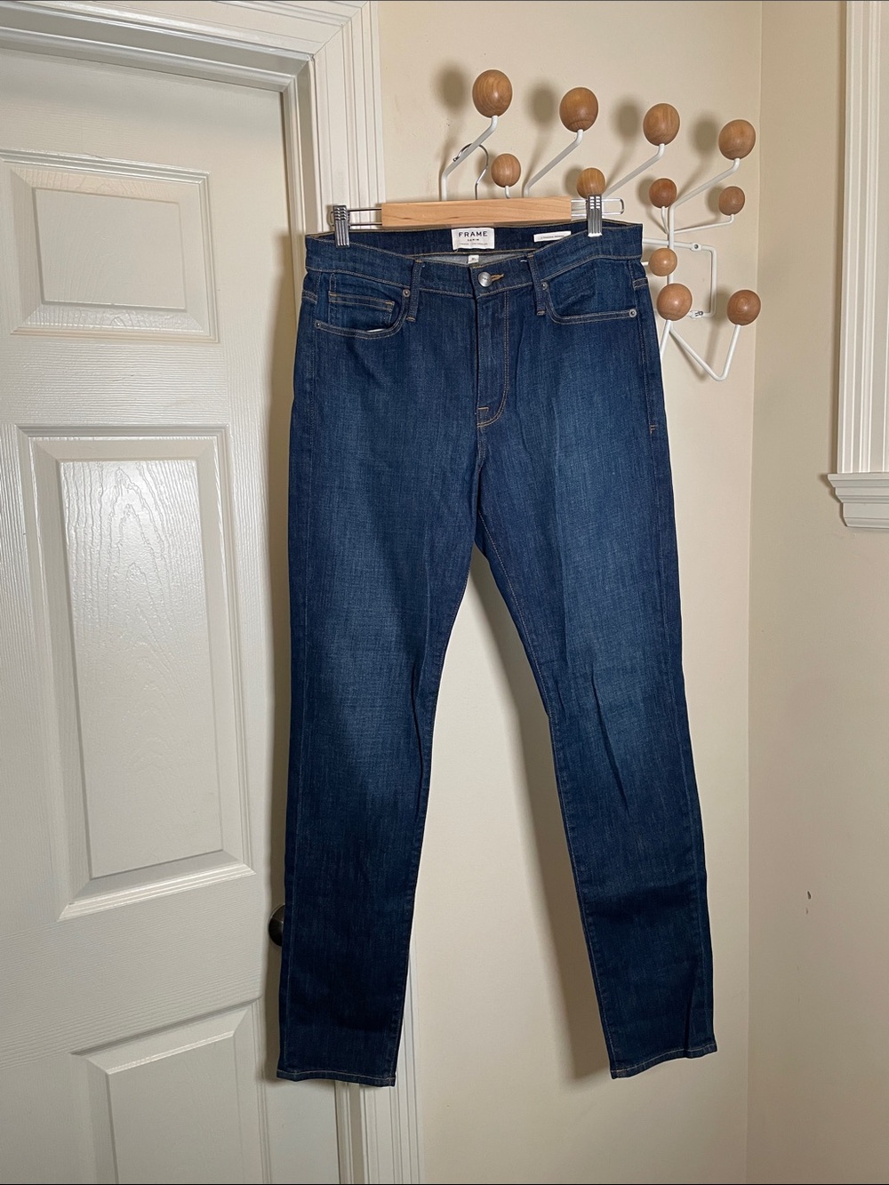 Frame Denim - L'Homme Athletic Classic Tapered Denim Jeans - Navy - 31